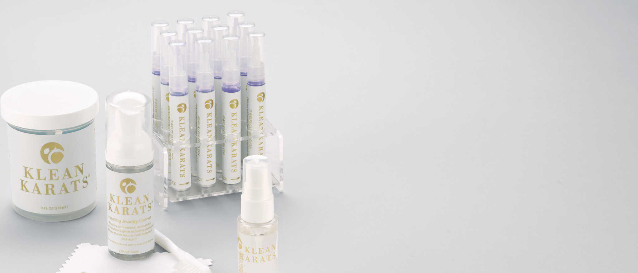 How to Properly Clean Your Gold and Diamond Jewellery - Myths, Facts, and Expert Tips