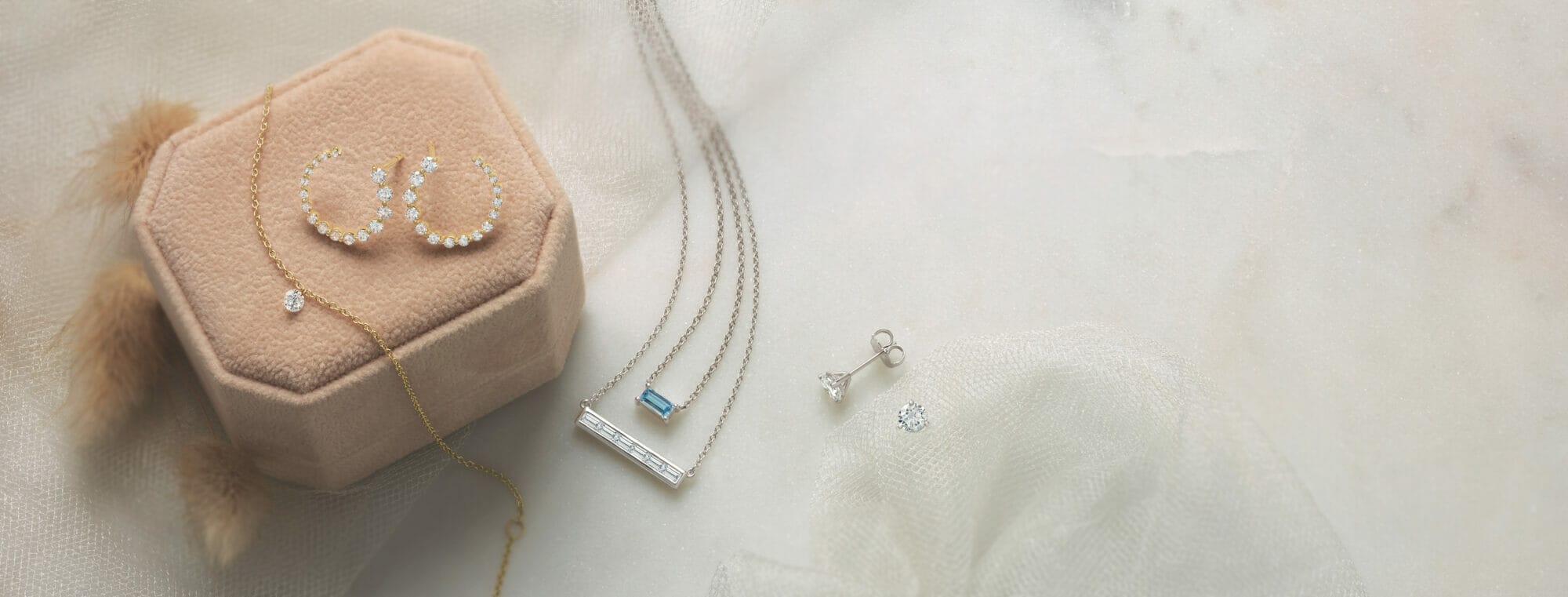 95731720-8984x3418-c6b0a7f6-95c6-46a4-8532-d9eb27a386e3